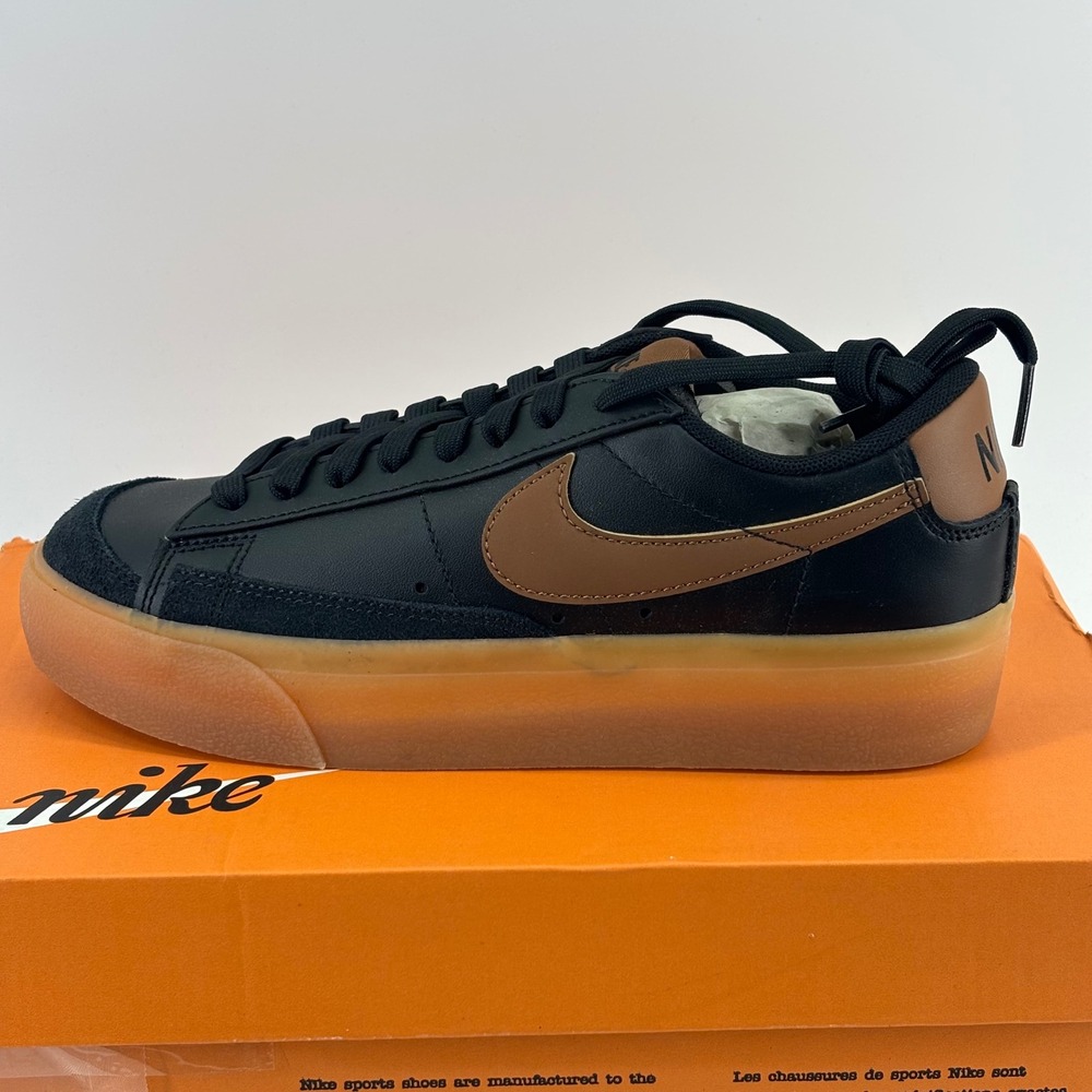 Nike Blazer Low Platform Women 7.5 Black British Tan DJ0292-003 New Gum Sole